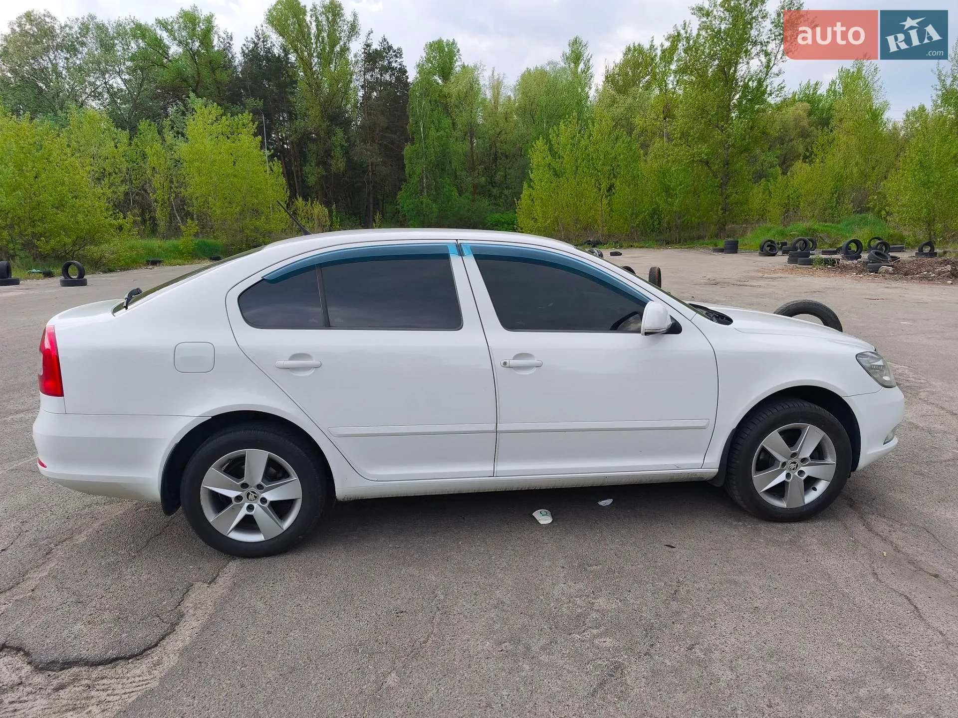 2011 Skoda Octavia - мініатюра 9