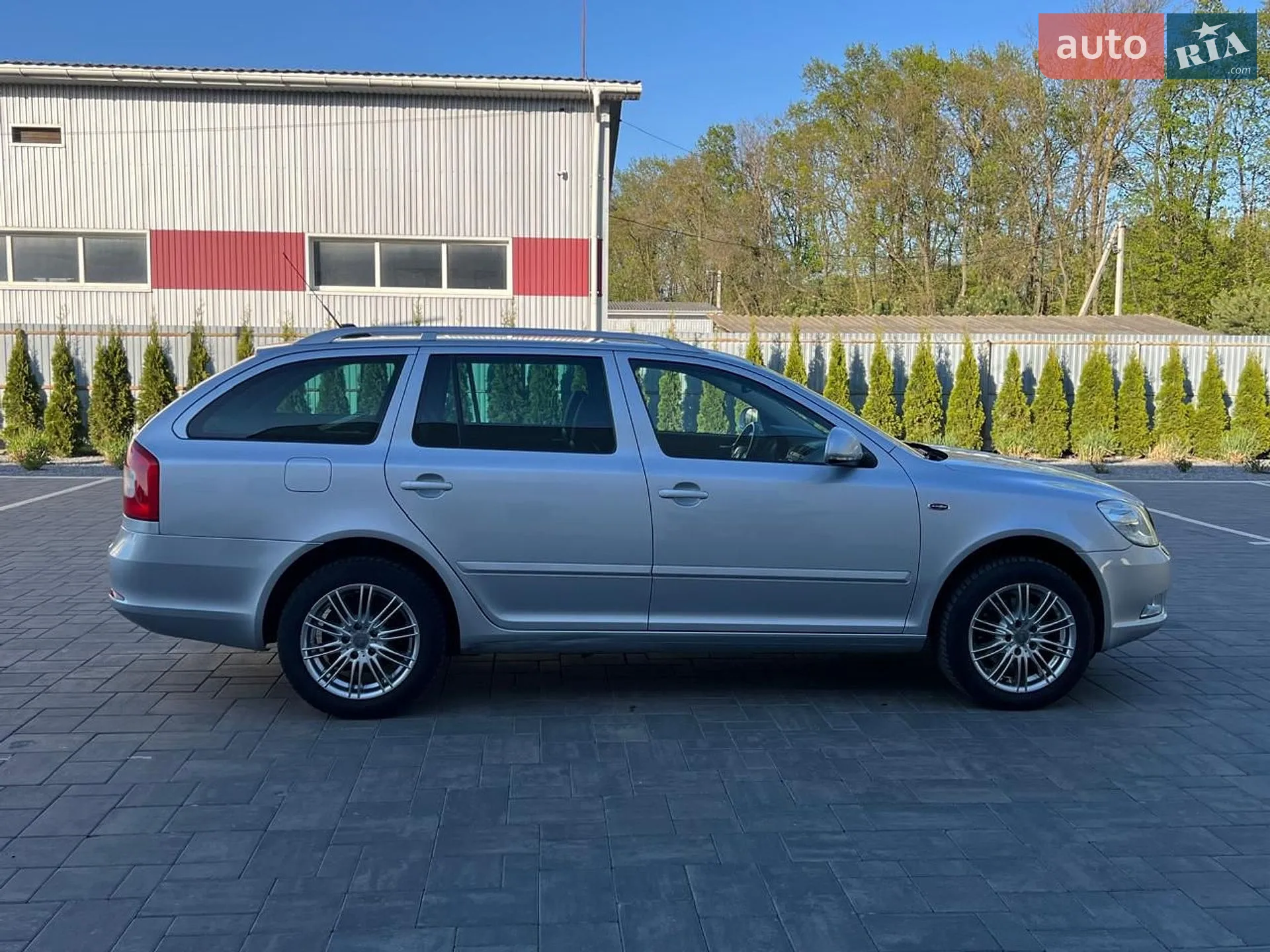 2010 Skoda Octavia - мініатюра 20