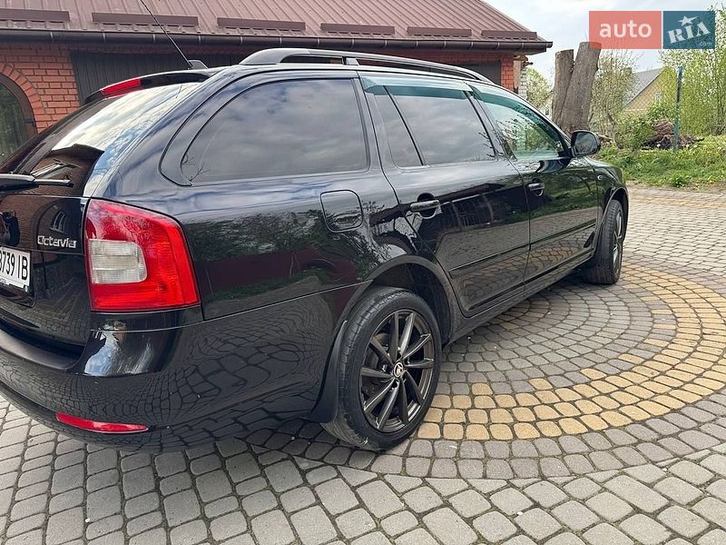 Универсал Skoda Octavia 2009 в Львове