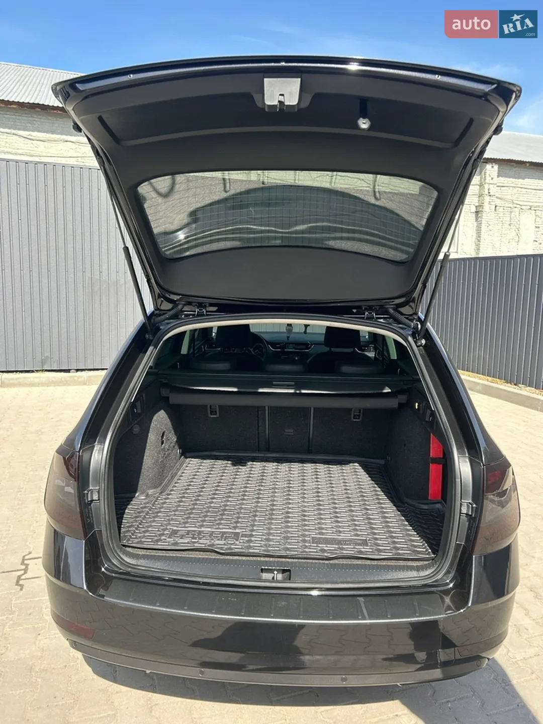 2018 Skoda Octavia - мініатюра 72