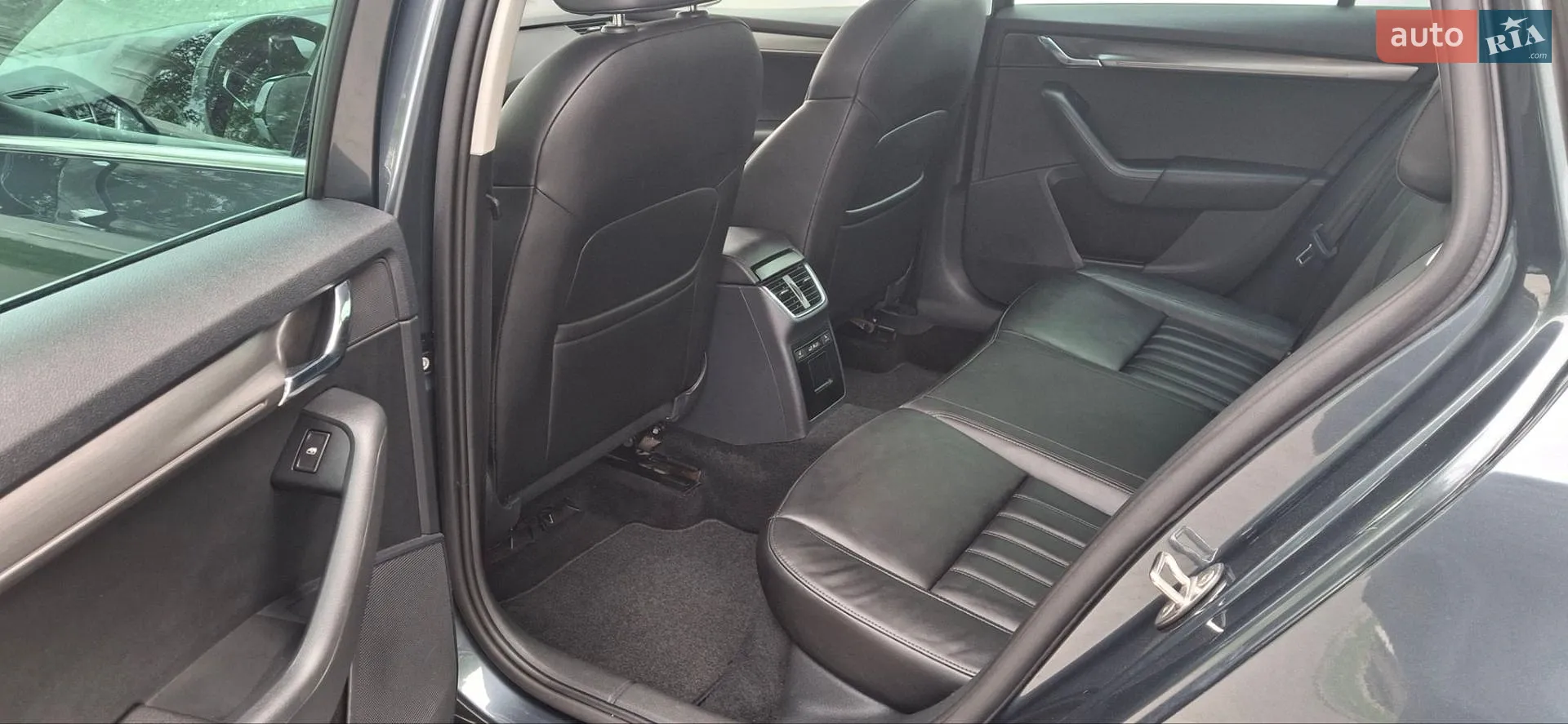 2019 Skoda Octavia - мініатюра 32