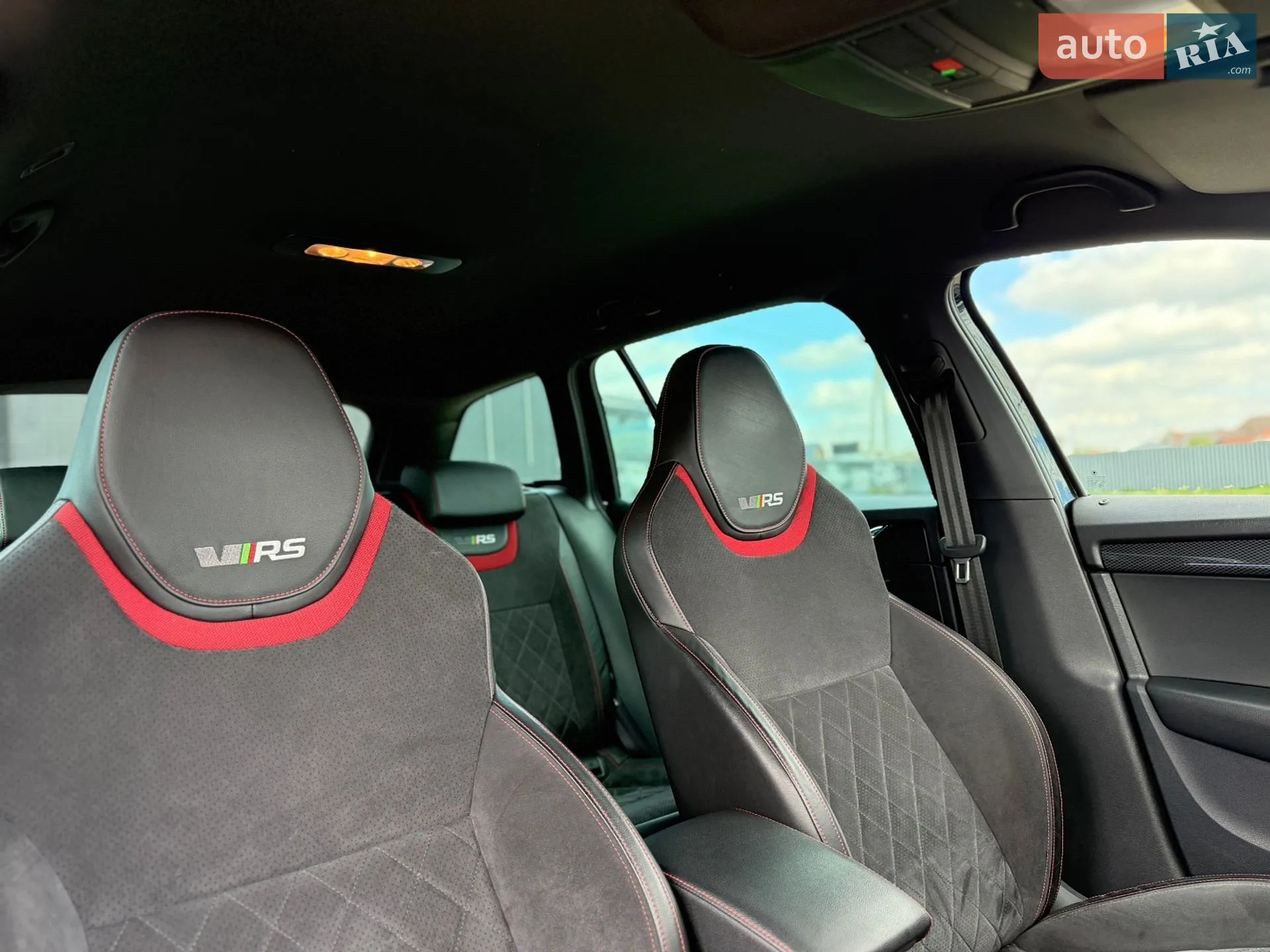 2019 Skoda Octavia - мініатюра 38