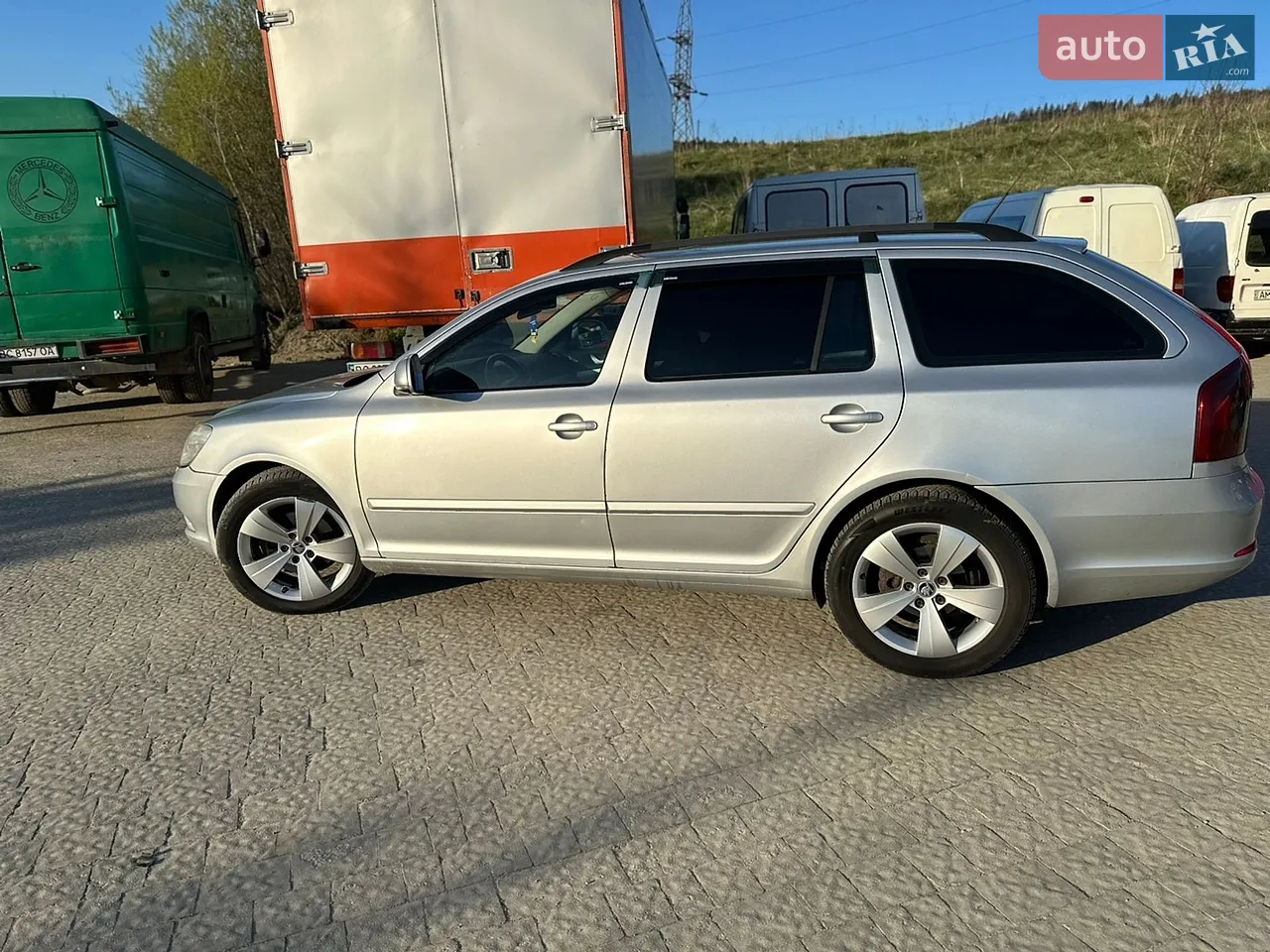 2011 Skoda Octavia - мініатюра 12