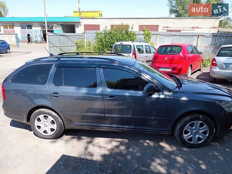 Универсал Skoda Octavia 2010 в Ровно