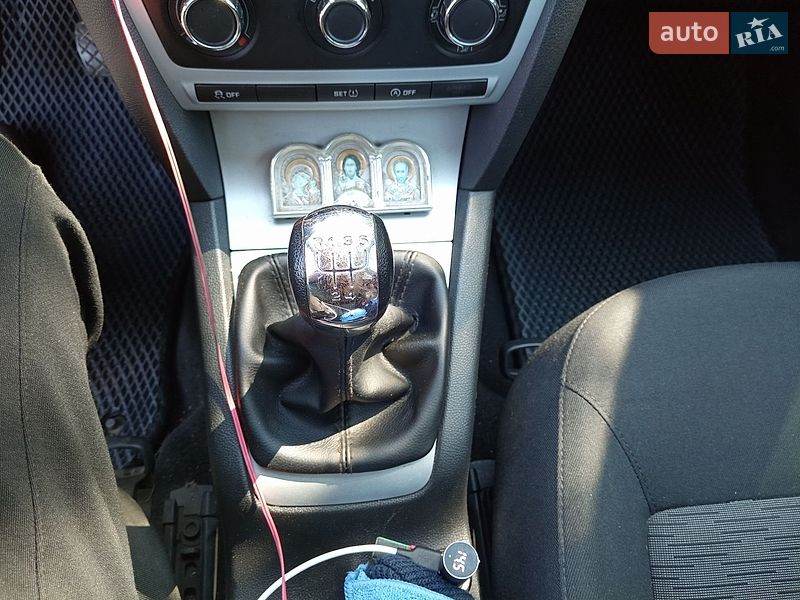 Универсал Skoda Octavia 2010 в Ровно