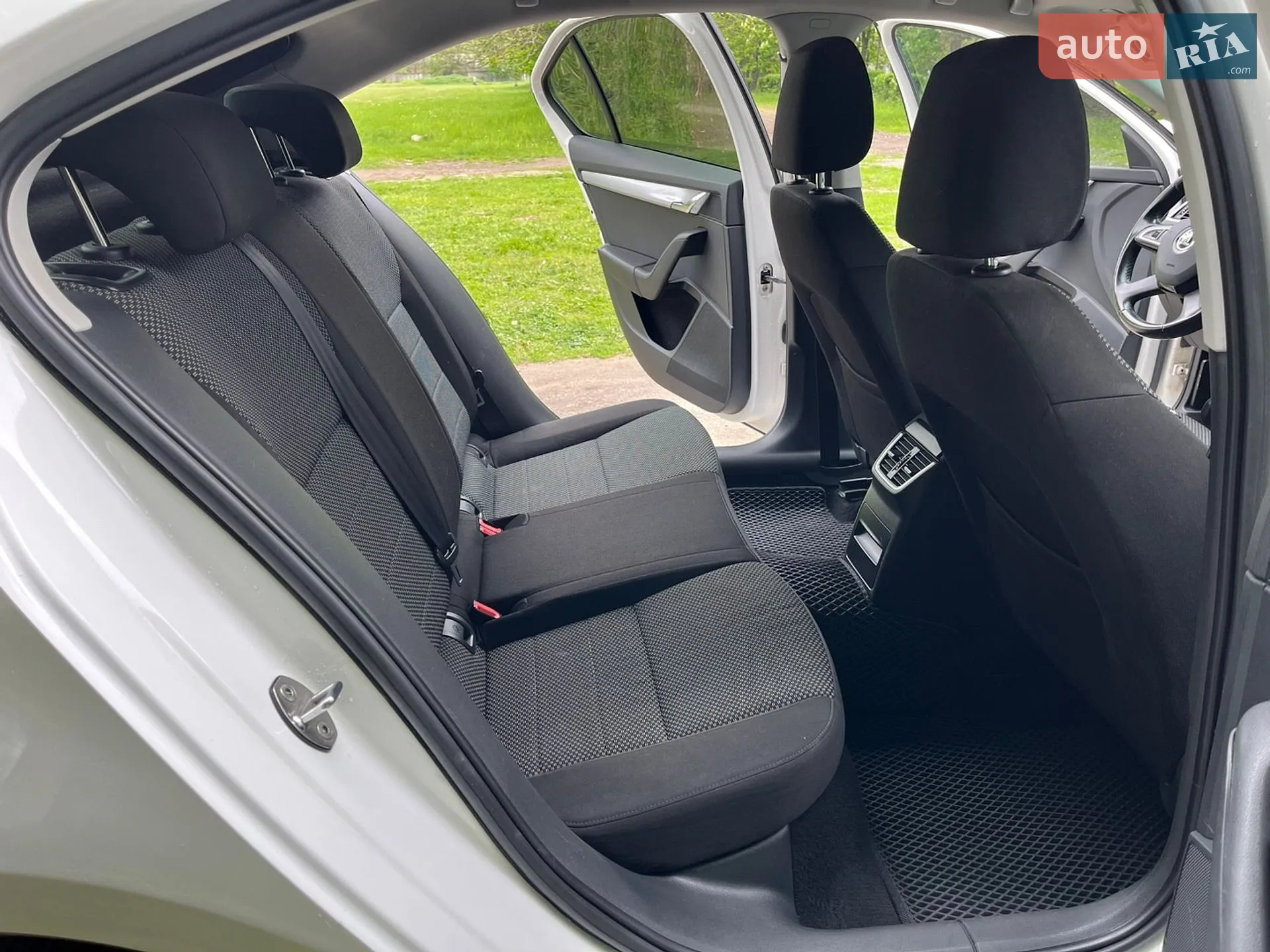 2013 Skoda Octavia - мініатюра 25