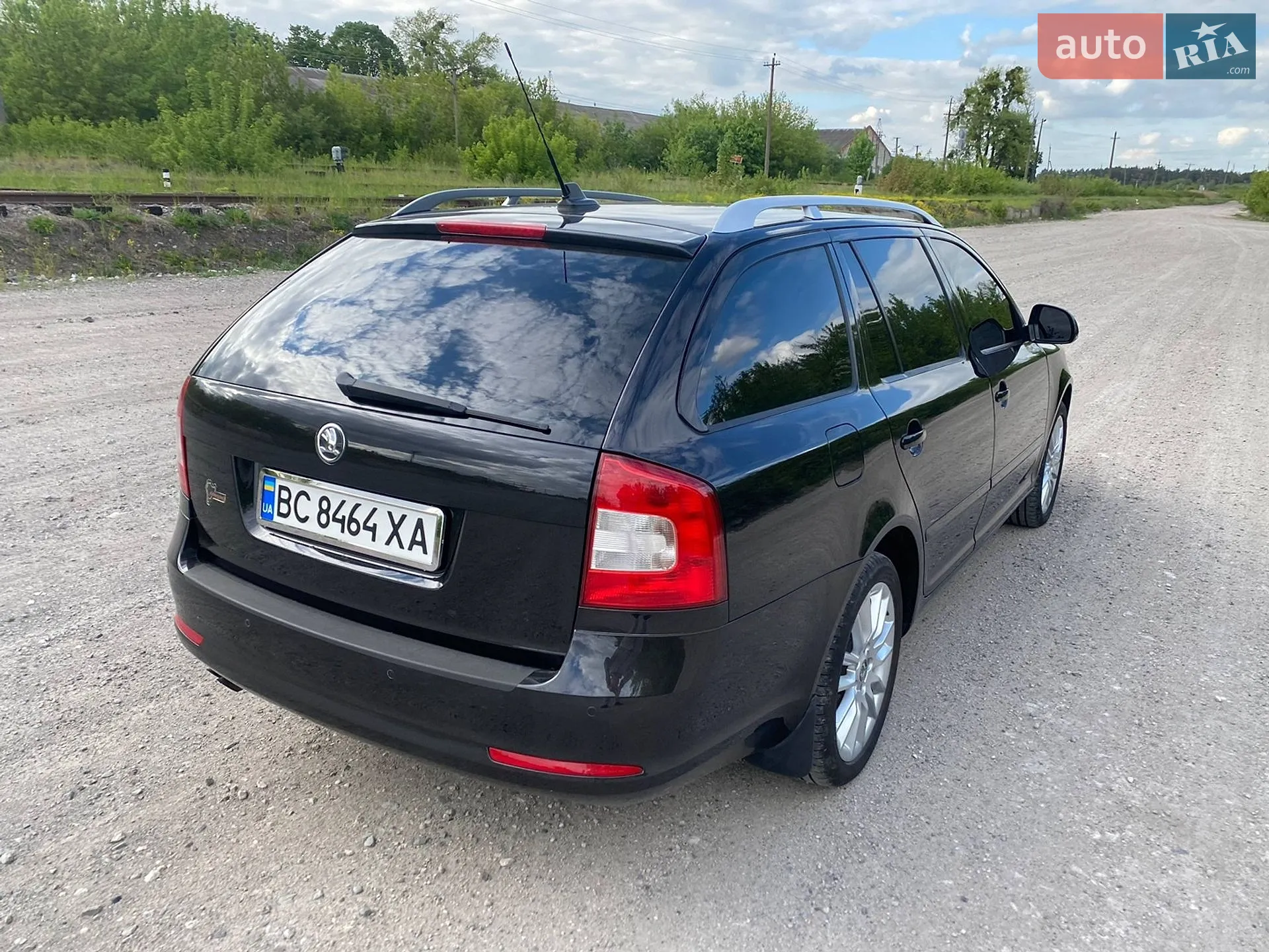 2010 Skoda Octavia - мініатюра 16