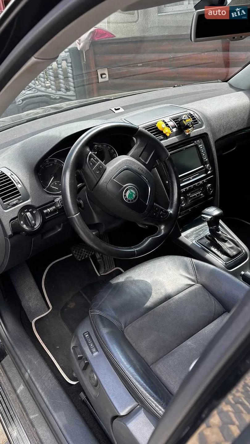 2010 Skoda Octavia - мініатюра 27