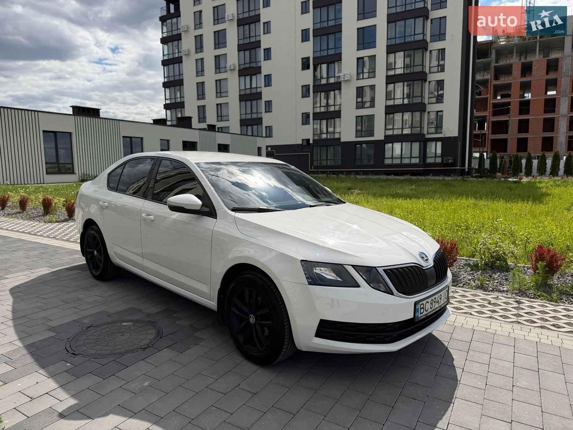 2019 Skoda Octavia - мініатюра 2