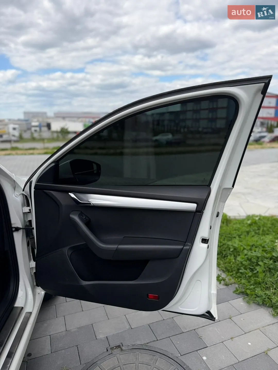 2019 Skoda Octavia - мініатюра 8