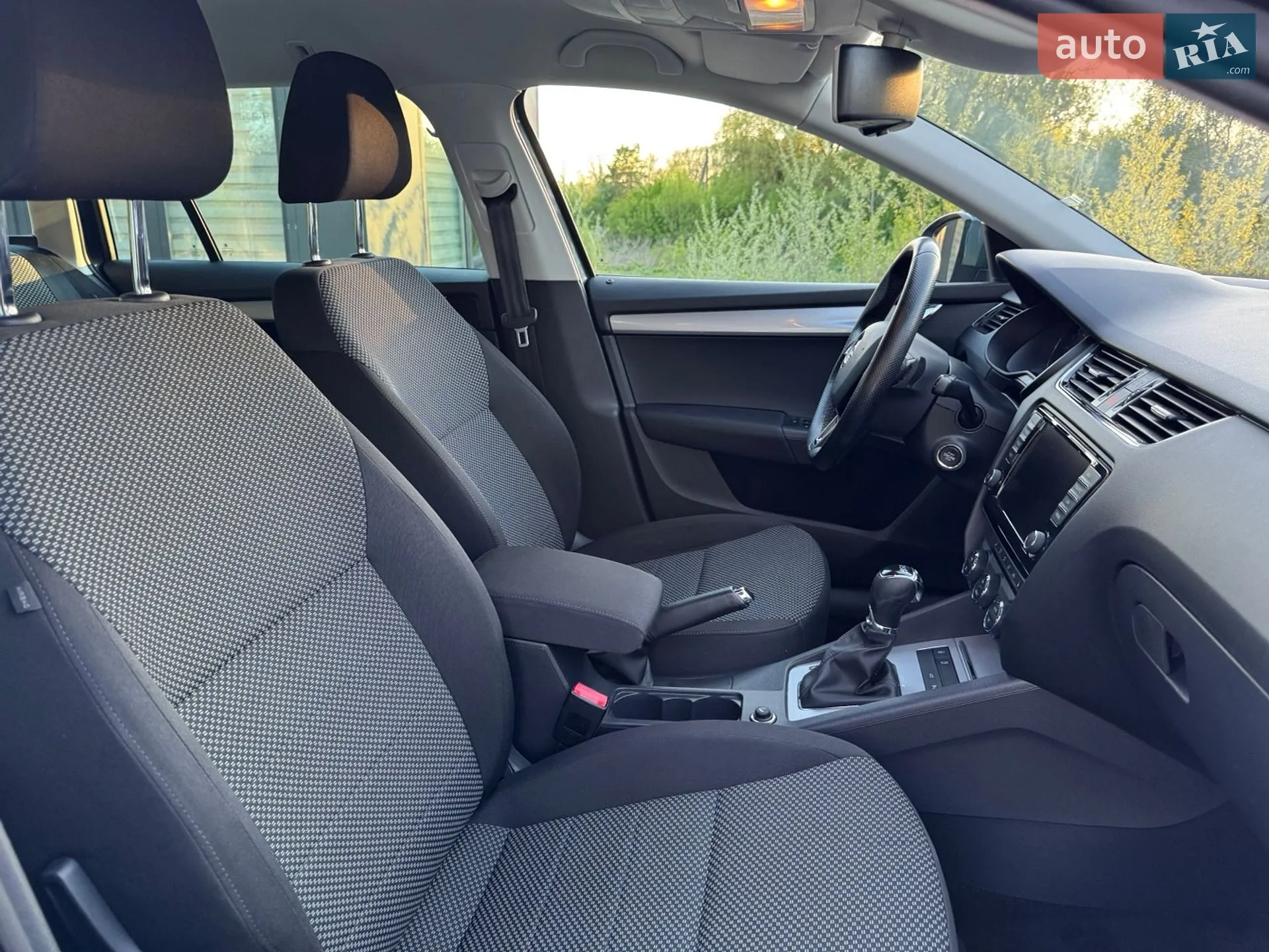 2016 Skoda Octavia - мініатюра 23