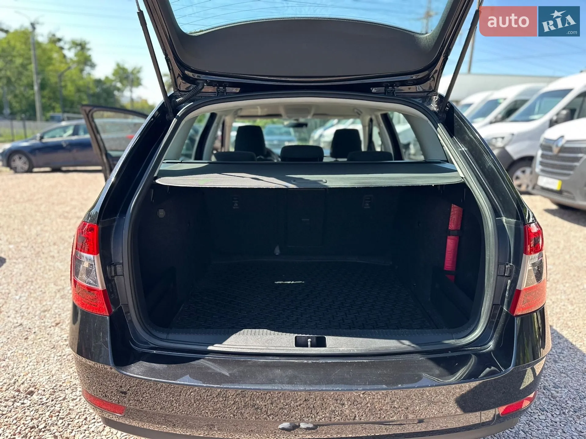 2018 Skoda Octavia - мініатюра 25