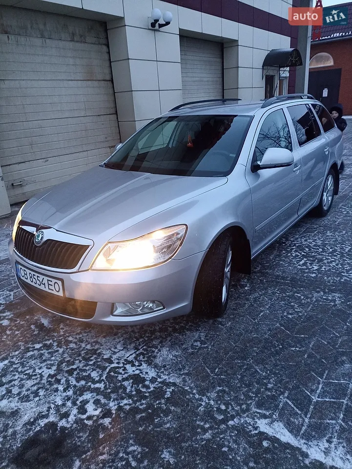 2010 Skoda Octavia - мініатюра 9