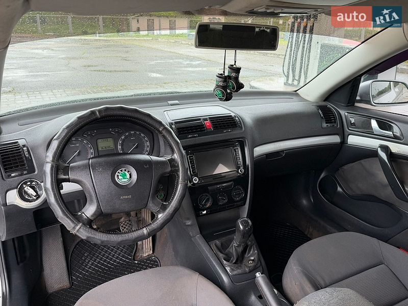 Лифтбек Skoda Octavia 2004 в Золотоноше