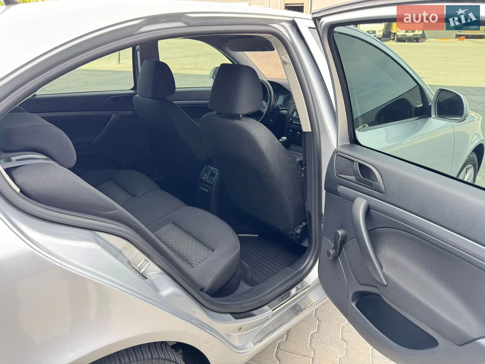 2011 Skoda Octavia - мініатюра 25