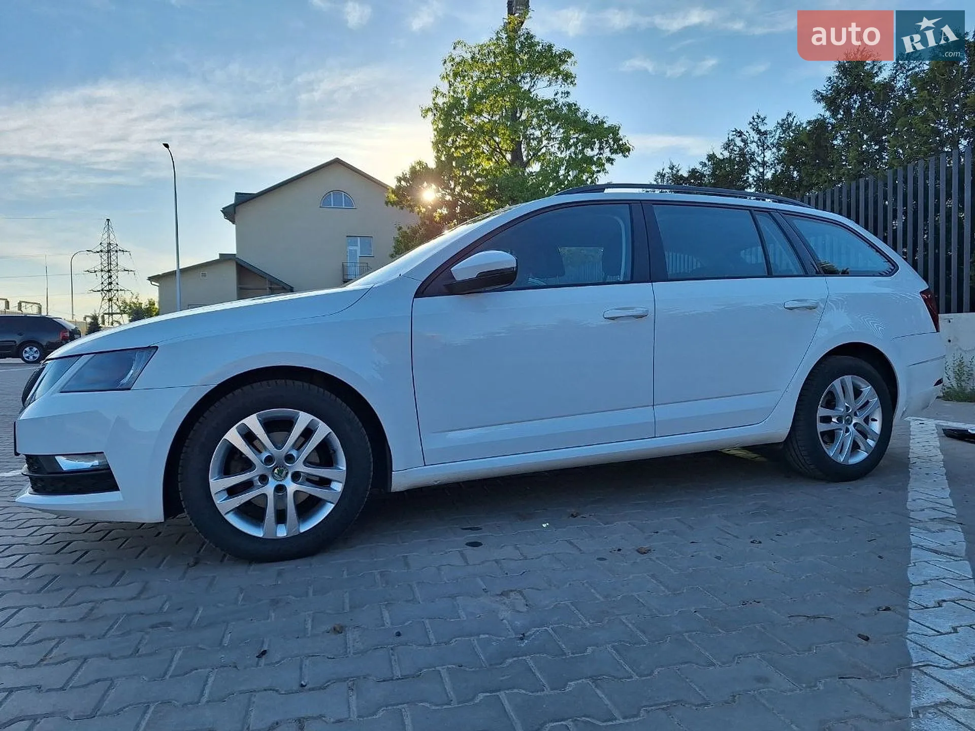 2017 Skoda Octavia - мініатюра 4