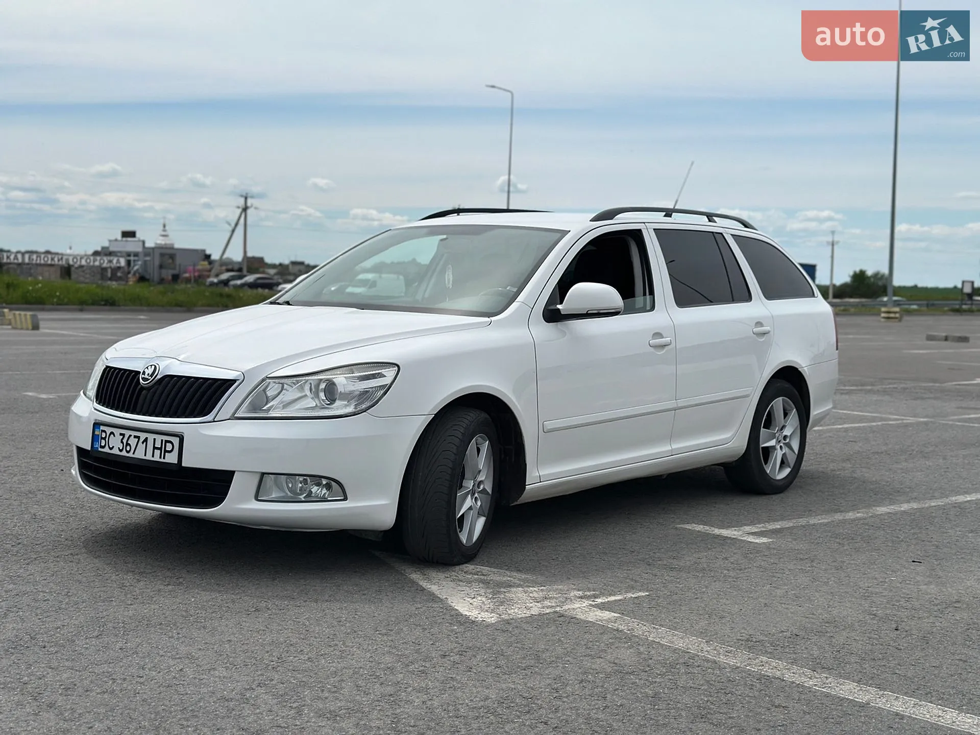 2010 Skoda Octavia - мініатюра 5