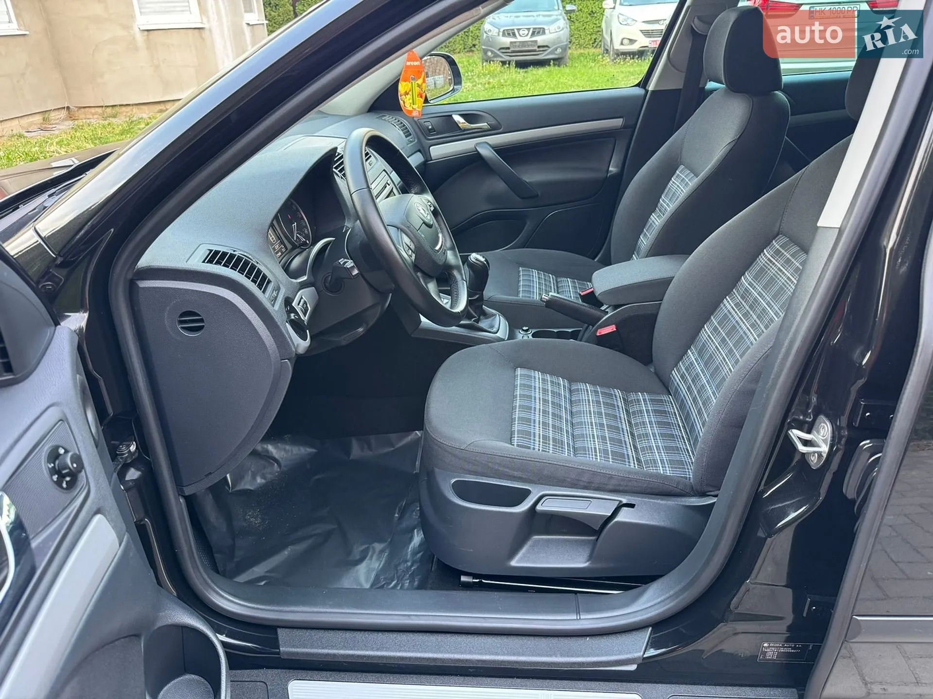 2013 Skoda Octavia - мініатюра 23