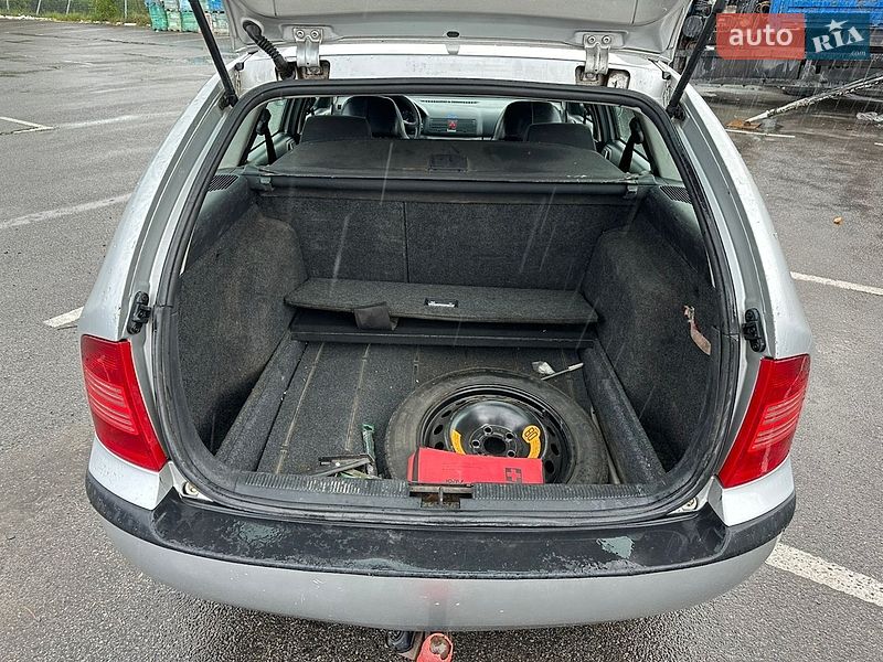 Универсал Skoda Octavia 2003 в Днепре