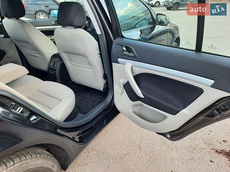 Универсал Skoda Octavia 2008 в Полтаве