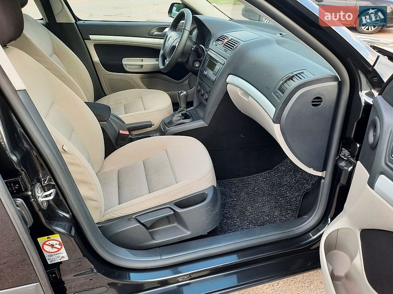 Универсал Skoda Octavia 2008 в Полтаве
