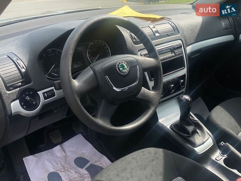 Лифтбек Skoda Octavia 2009 в Луцке