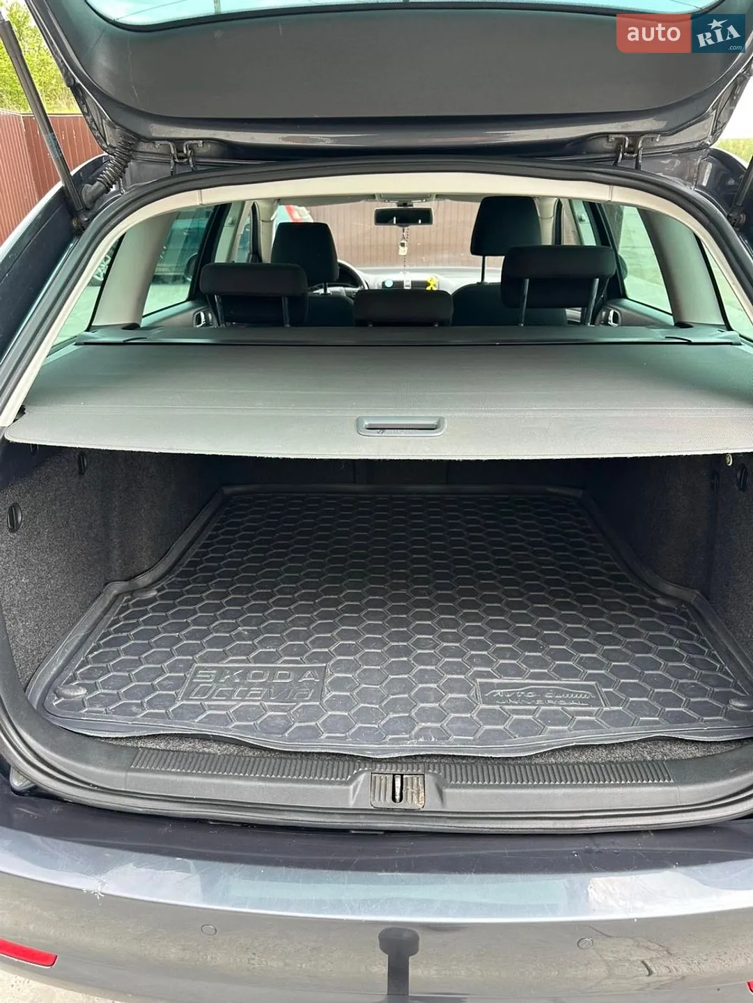 2011 Skoda Octavia - мініатюра 15
