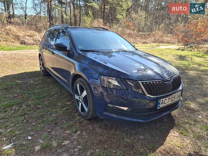 Универсал Skoda Octavia 2017 в Нововолынске