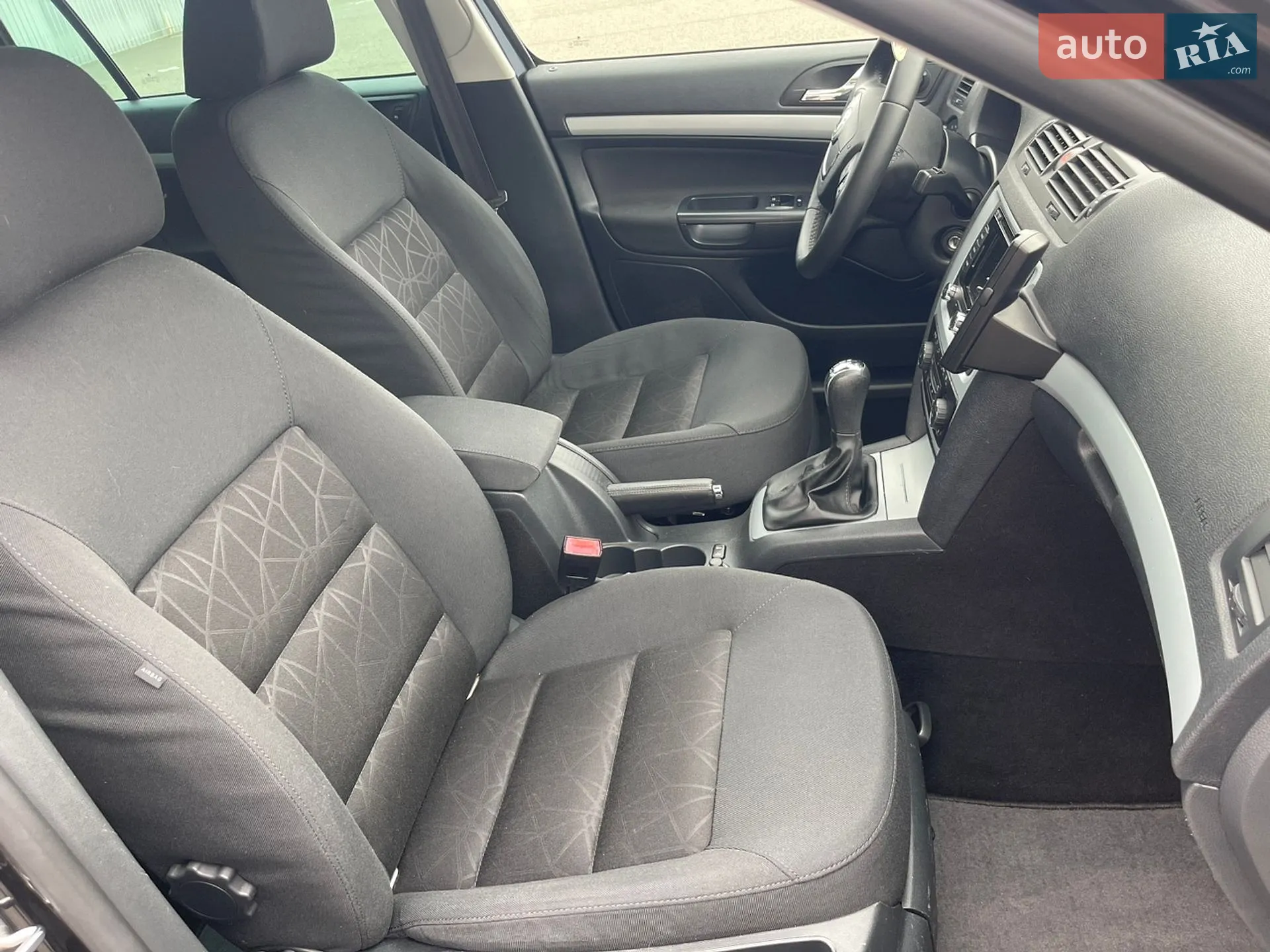 2011 Skoda Octavia - мініатюра 22
