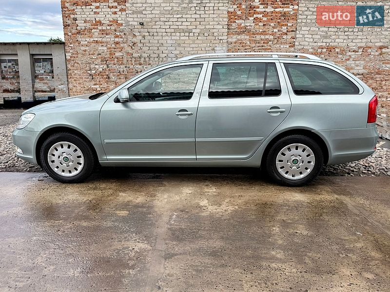 Универсал Skoda Octavia 2012 в Луцке