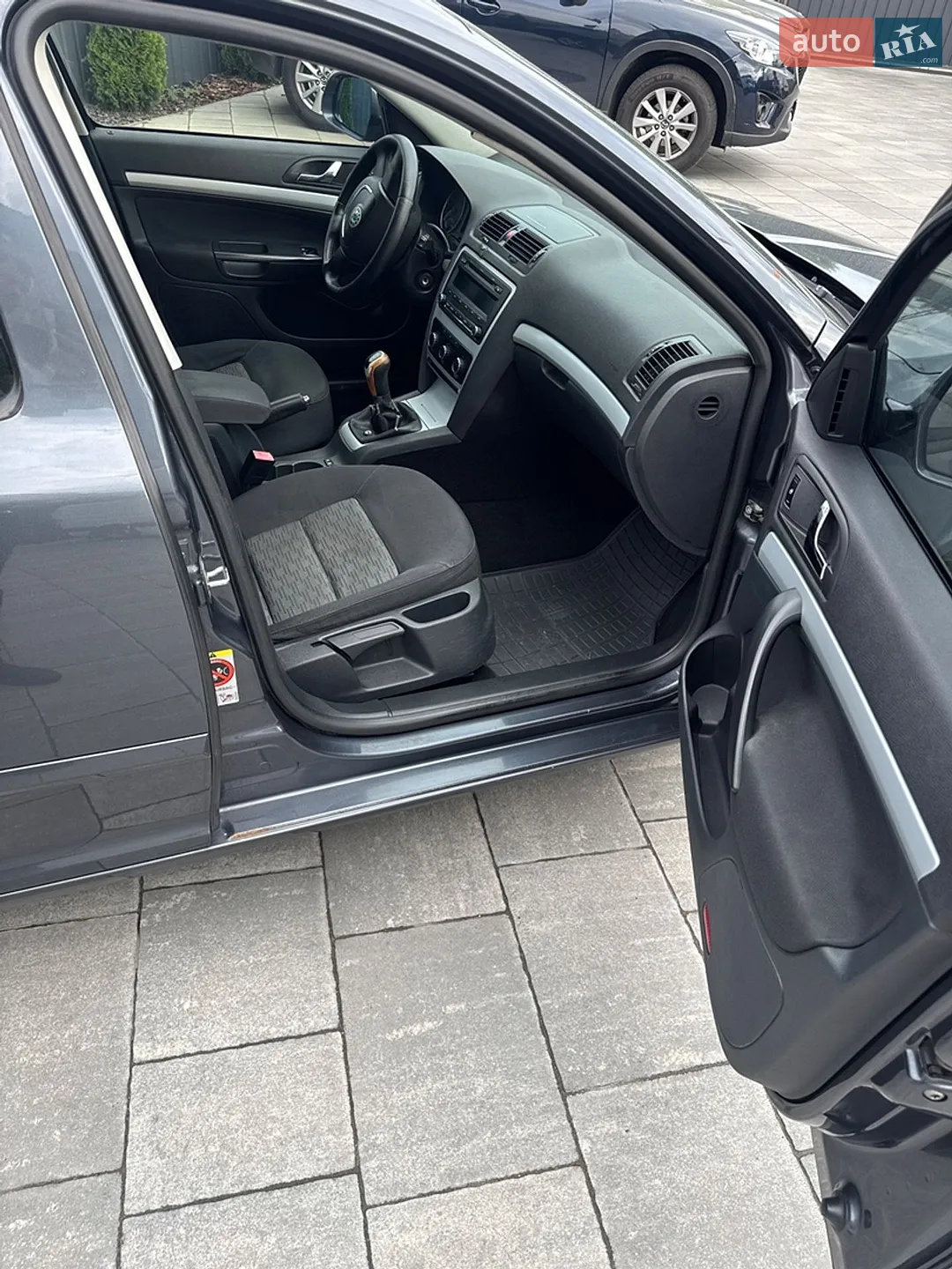 2011 Skoda Octavia - мініатюра 14