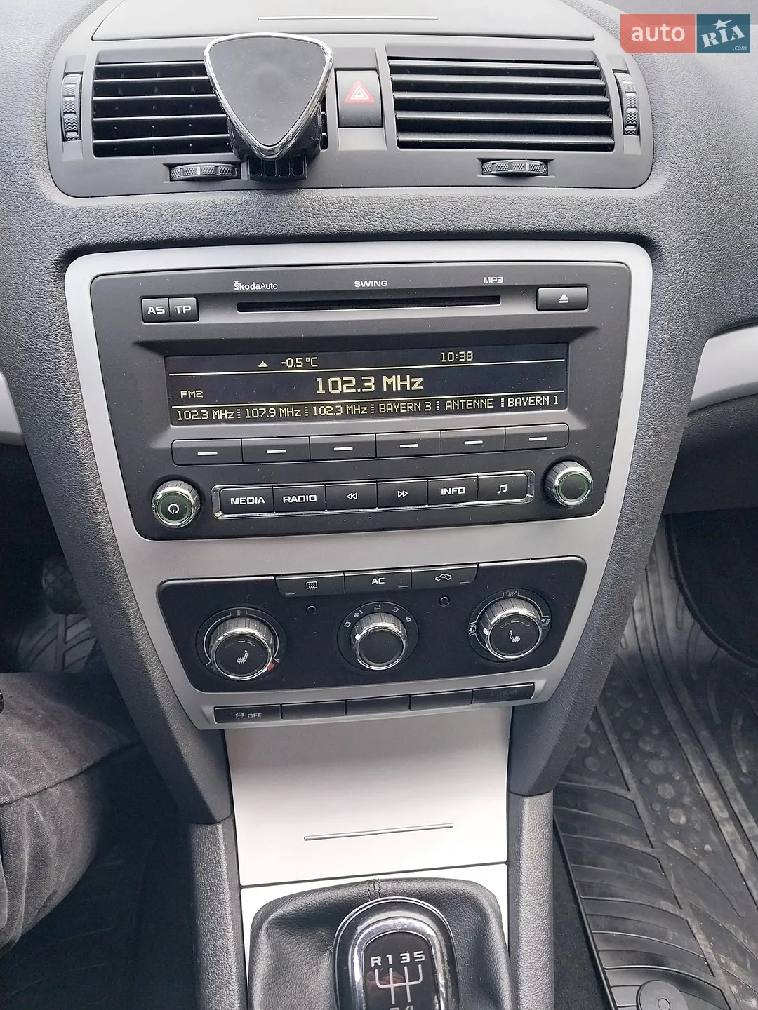 2011 Skoda Octavia - мініатюра 7