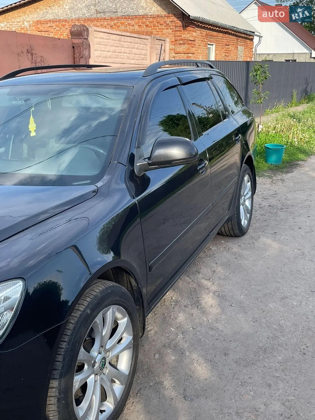2010 Skoda Octavia - мініатюра 3