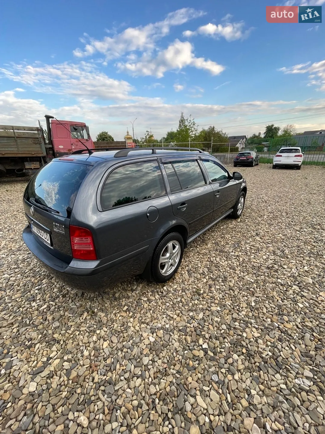 2010 Skoda Octavia - мініатюра 8