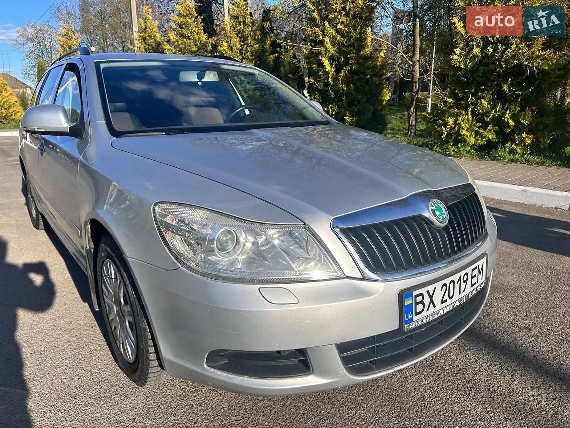 2010 Skoda Octavia - мініатюра 2