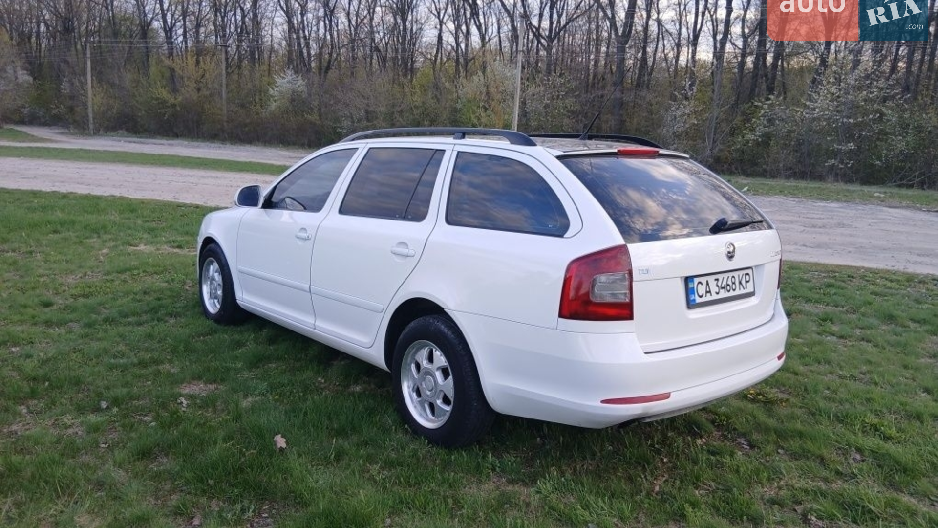 2011 Skoda Octavia - мініатюра 11