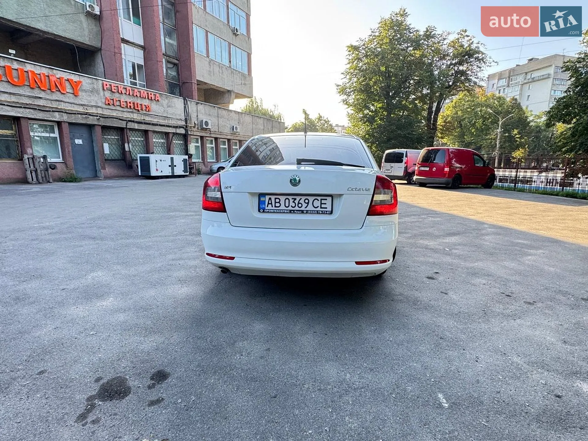 2011 Skoda Octavia - мініатюра 11