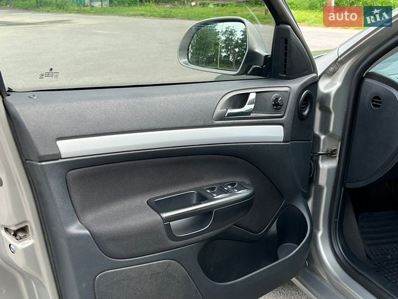 Универсал Skoda Octavia 2009 в Бердичеве