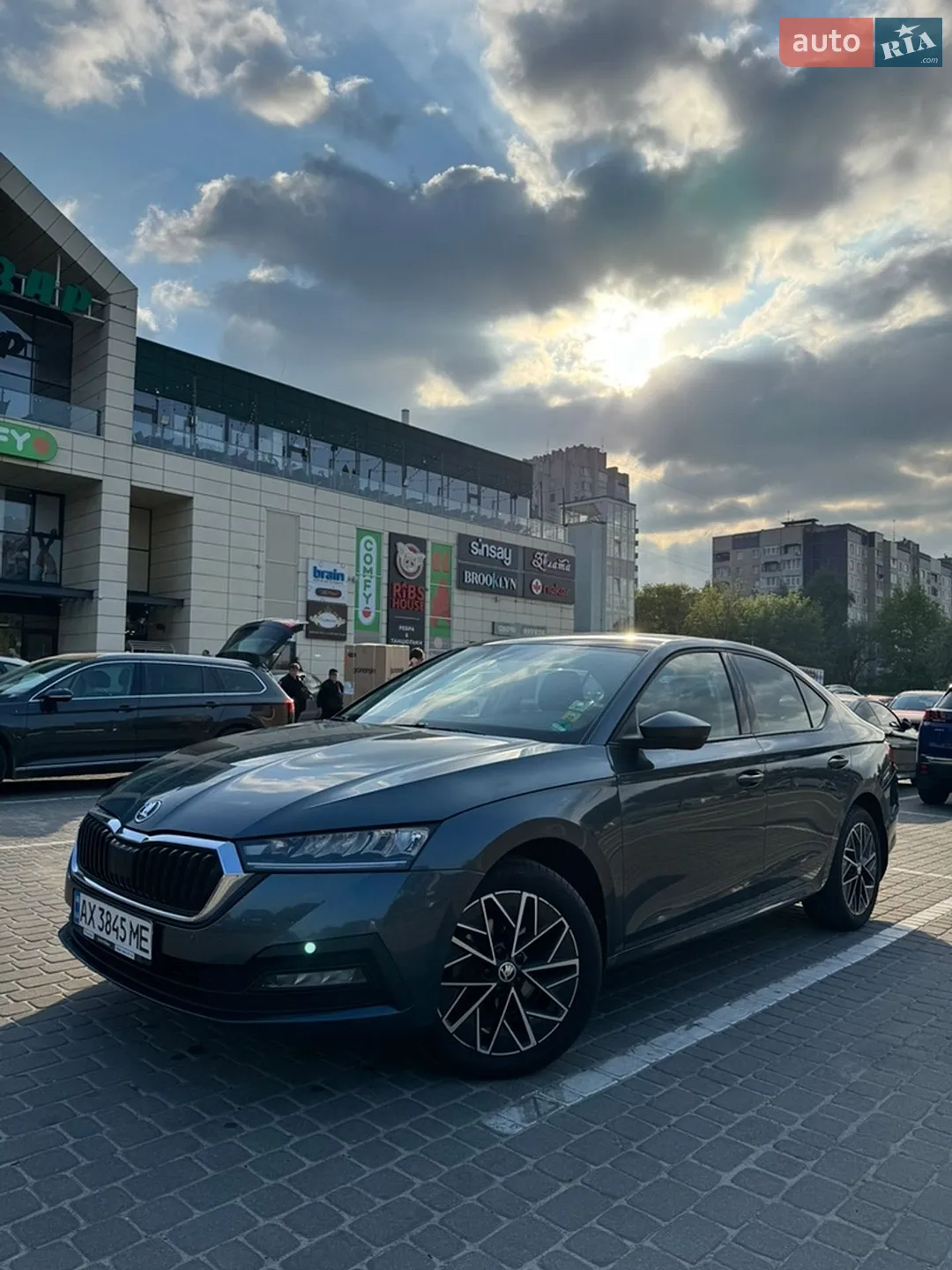 2020 Skoda Octavia - фото 1