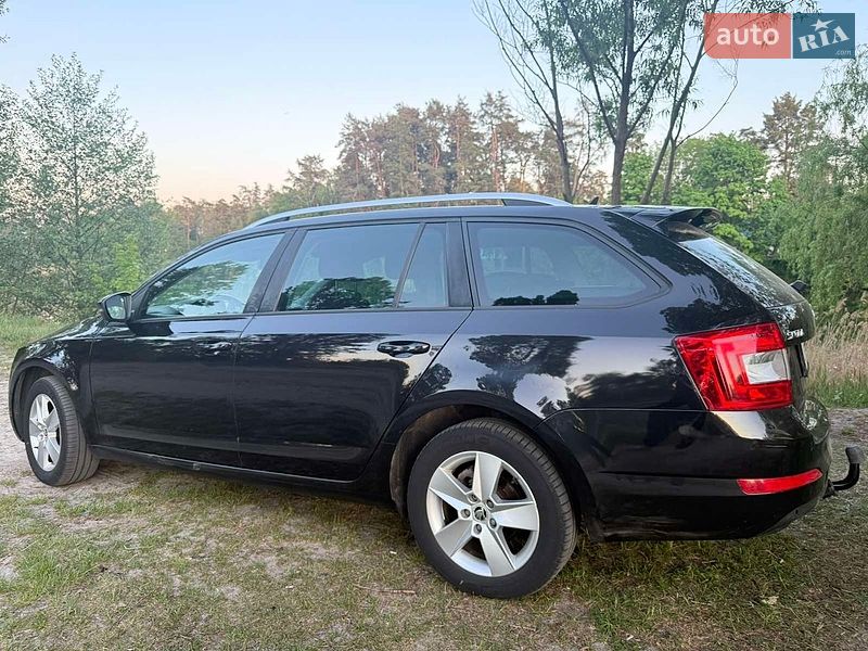 Универсал Skoda Octavia 2014 в Ворзеле