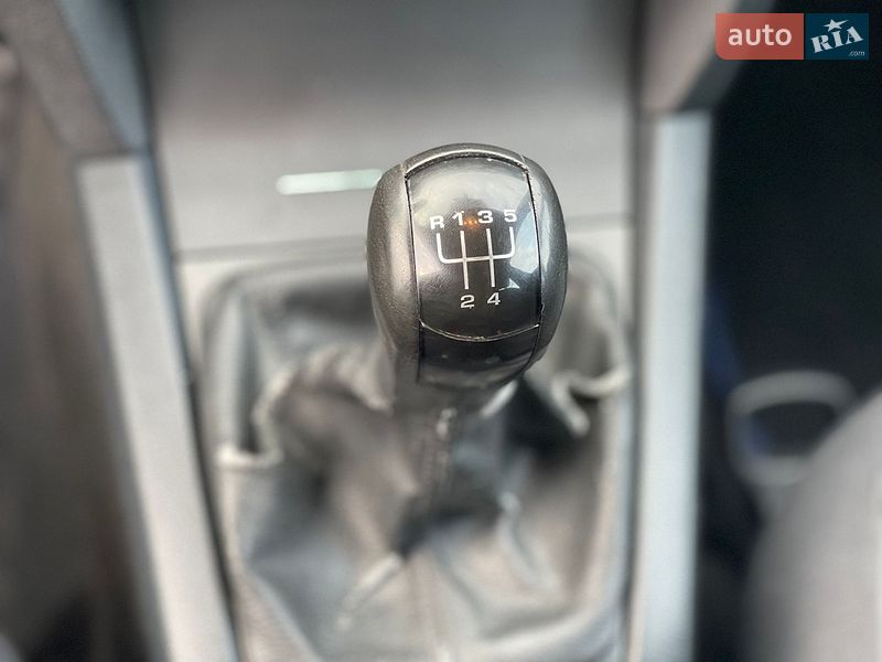 Универсал Skoda Octavia 2005 в Нововолынске