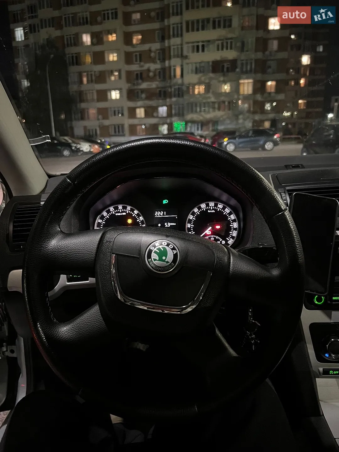 2010 Skoda Octavia - мініатюра 19
