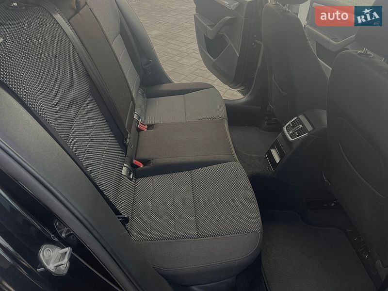 Универсал Skoda Octavia 2016 в Луцке