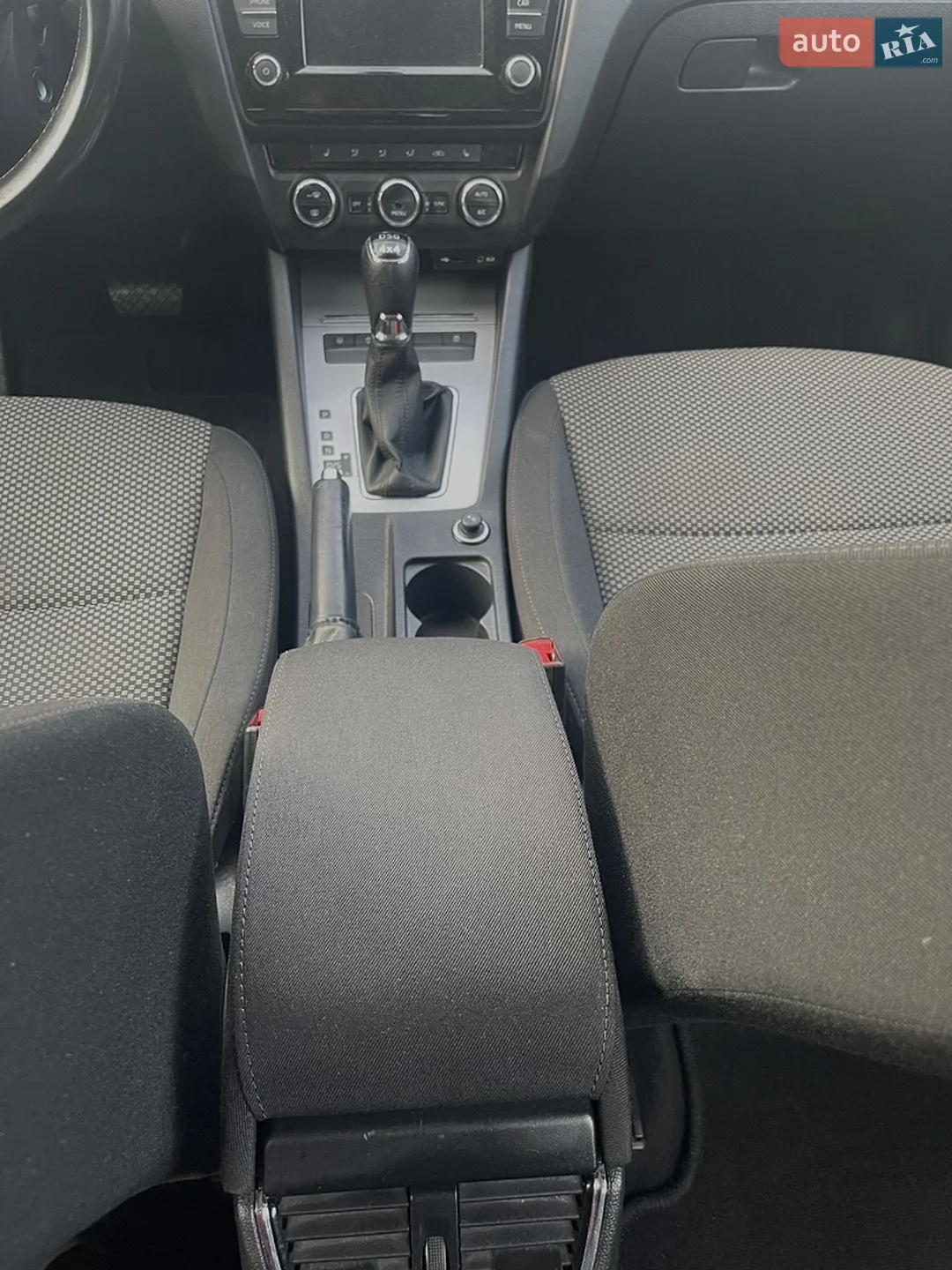 2016 Skoda Octavia - мініатюра 44