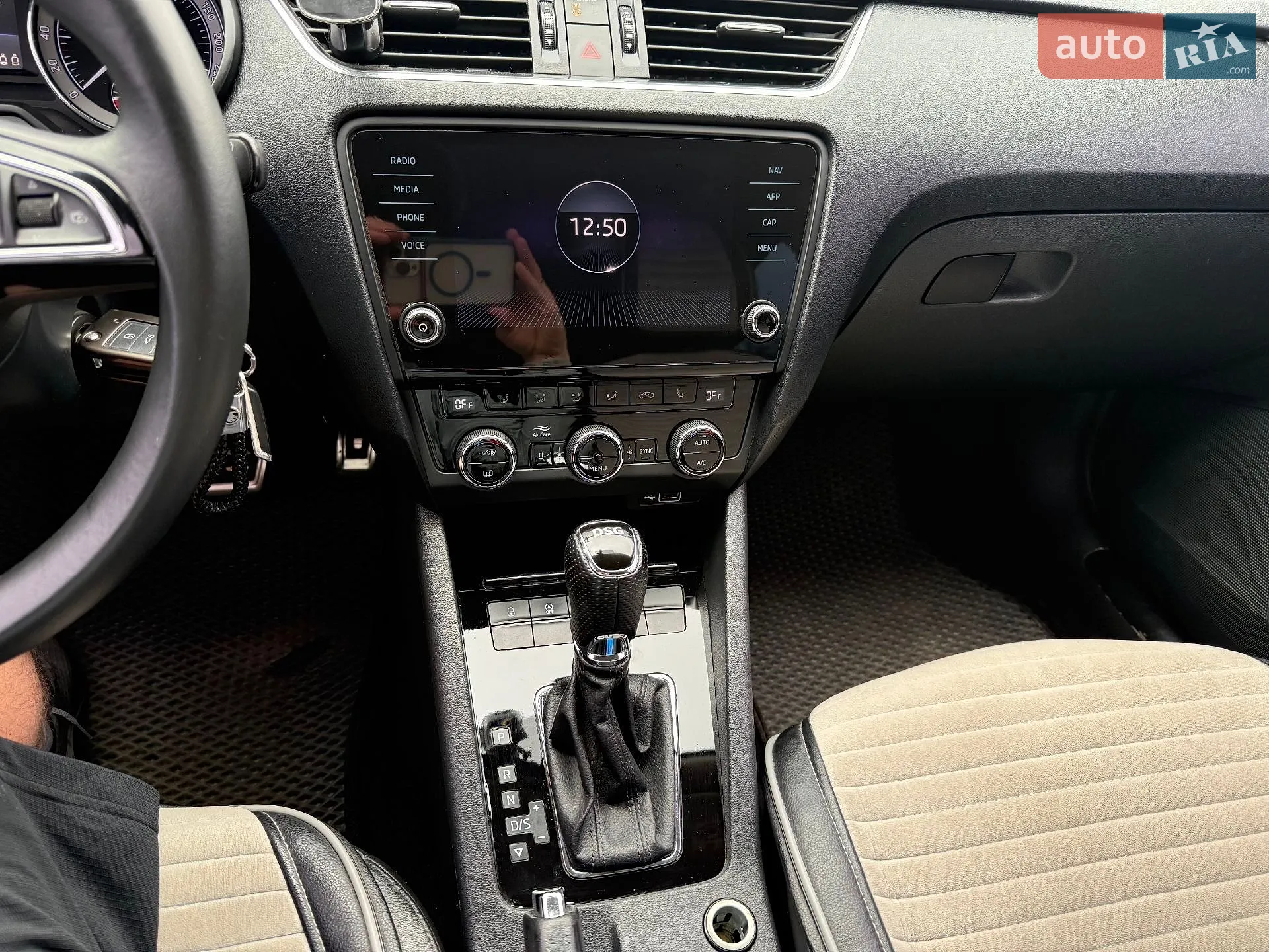 2017 Skoda Octavia - мініатюра 13