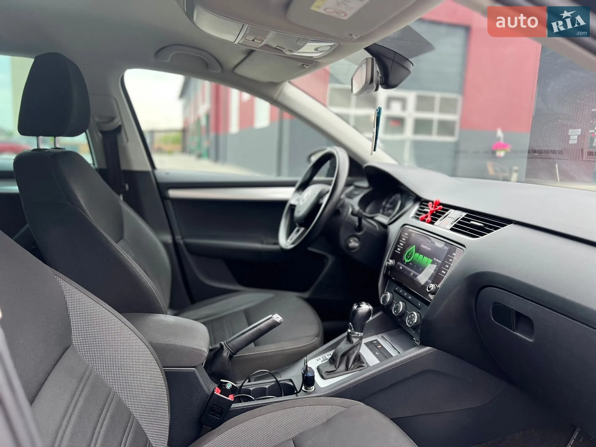 2018 Skoda Octavia - мініатюра 27