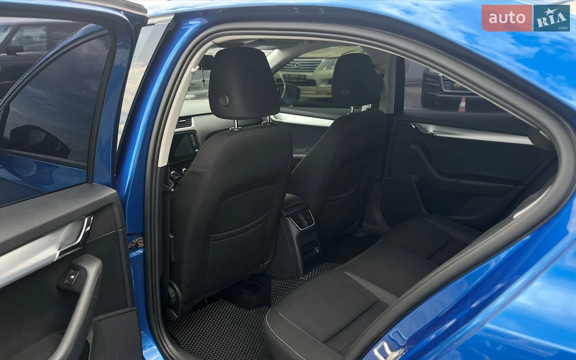 2017 Skoda Octavia - мініатюра 23