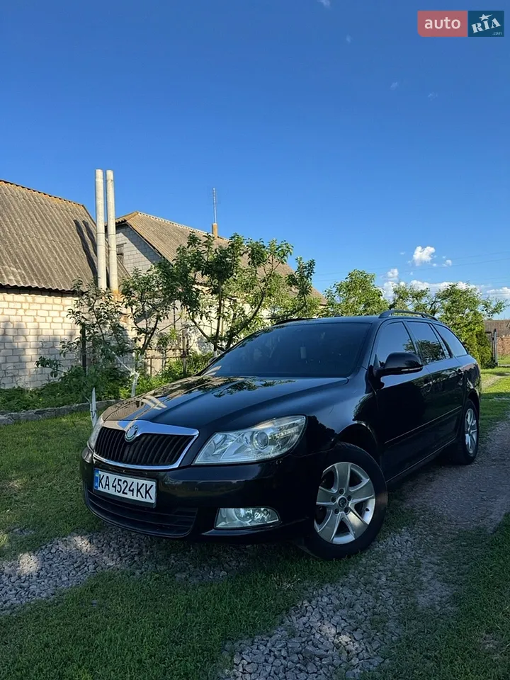 2010 Skoda Octavia - мініатюра 22