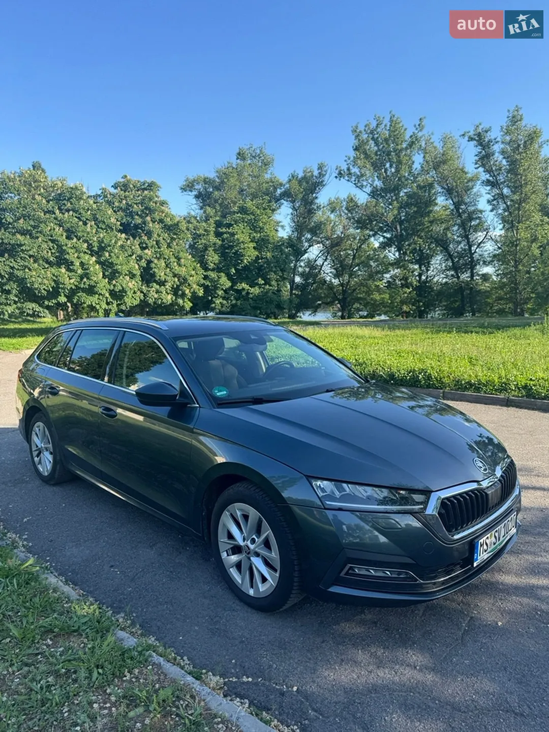 2022 Skoda Octavia - фото 1