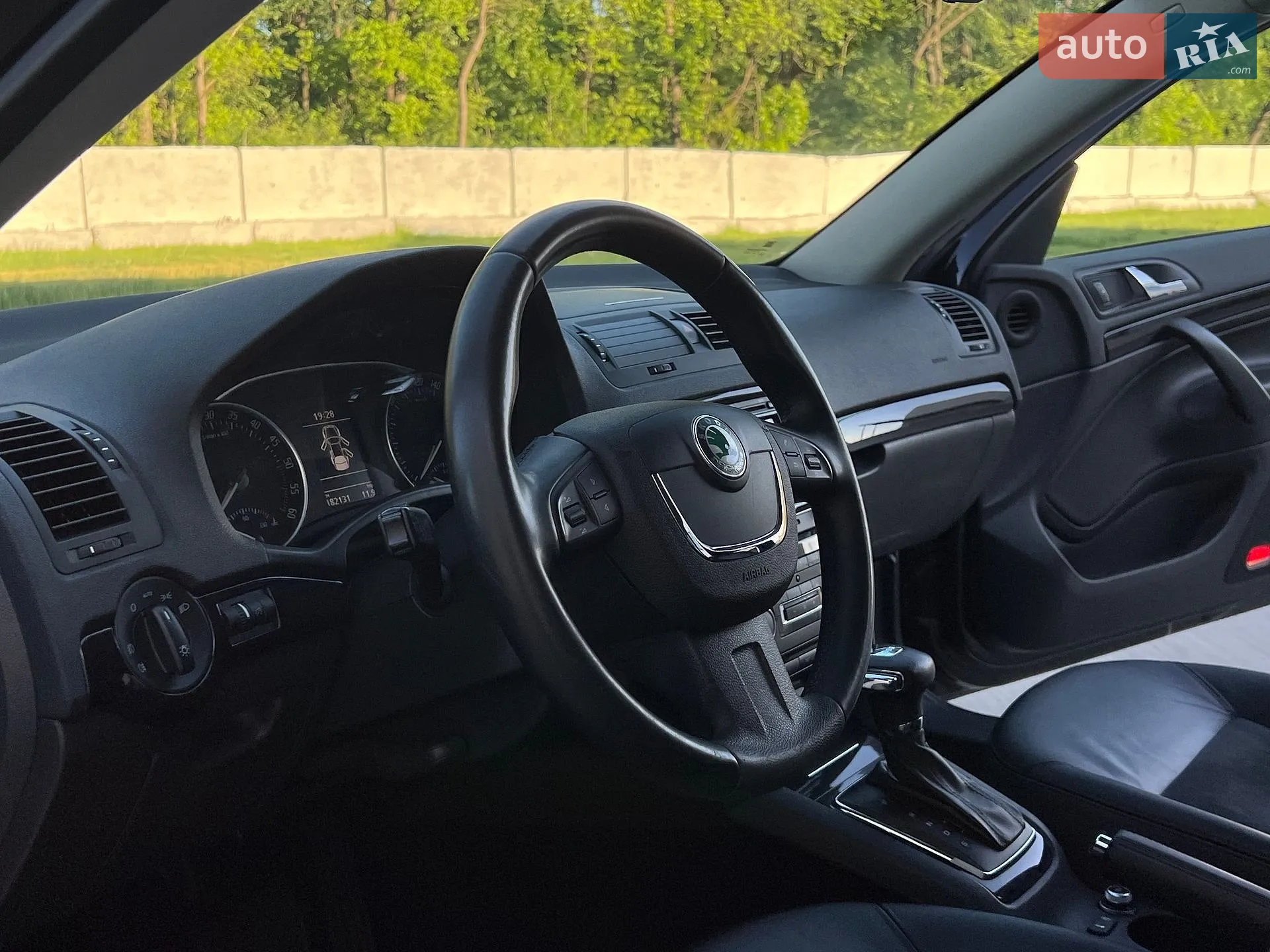 2011 Skoda Octavia - мініатюра 55